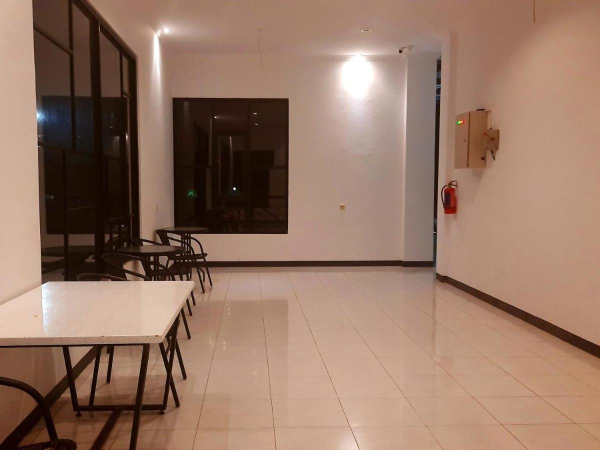 Cozy Stay Kupang Kupang  Exterior foto