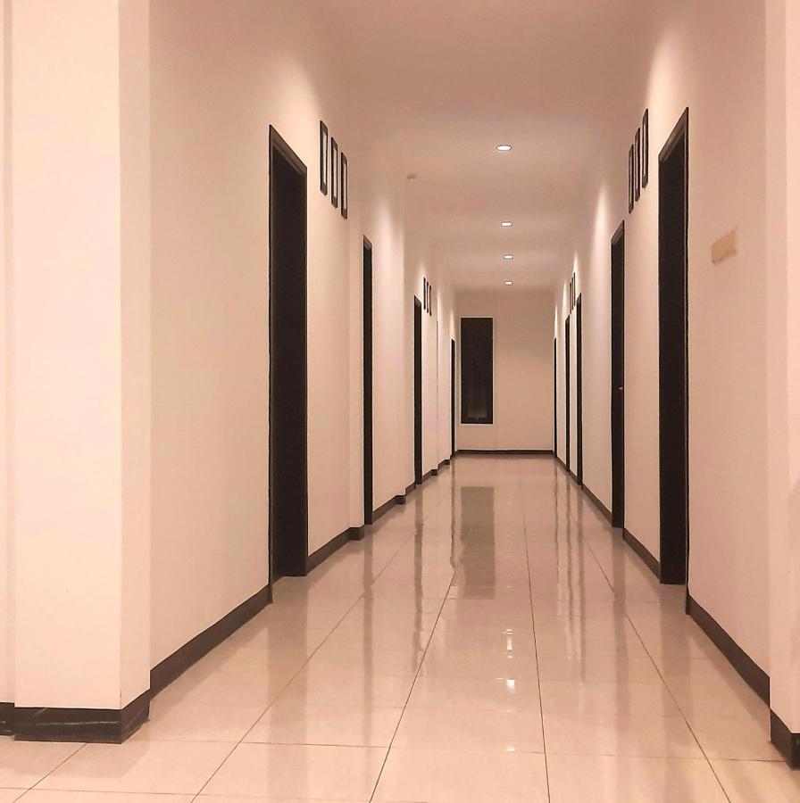 Cozy Stay Kupang Kupang  Exterior foto