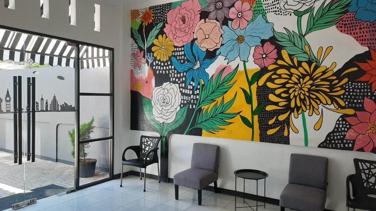 Cozy Stay Kupang Kupang  Exterior foto