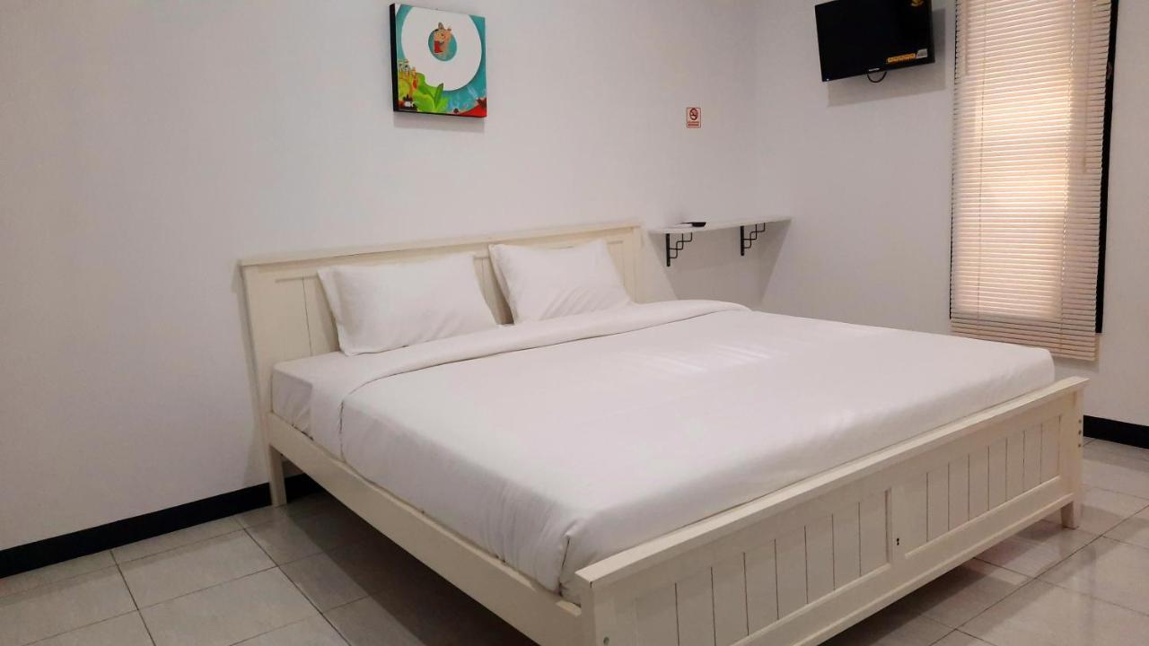Cozy Stay Kupang Kupang  Exterior foto