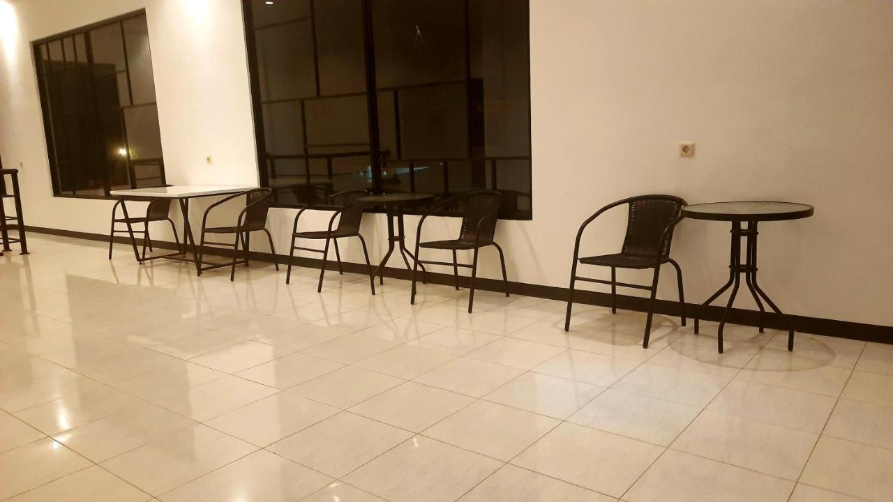 Cozy Stay Kupang Kupang  Exterior foto