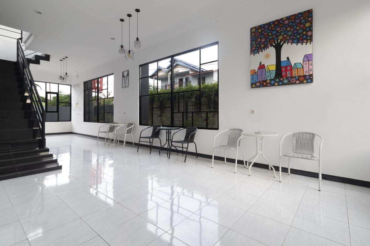 Cozy Stay Kupang Kupang  Exterior foto