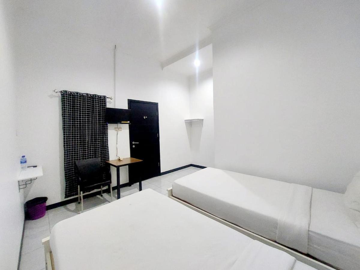 Cozy Stay Kupang Kupang  Exterior foto